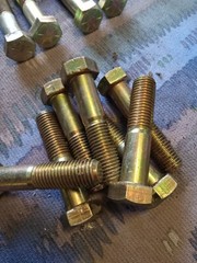 7/8″-9 ×4″ Grade 8 Bolt Made In Usa Hex Cap Screw (quantity of 8)
