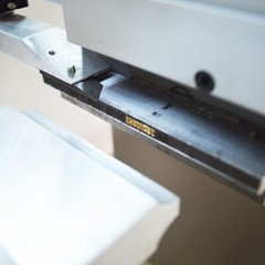 Ultrasonic Soft Plastic Tube Sealer Letter Date Printer for Toothpaste Cosmetics