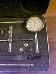 LS STARRETT No. 196 Universal Dial Test Indicator Set in Padded Case Vintage USA