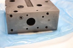 Danfoss 157B6603 PVB32 PVG32 Proportional Hydraulic Control Valve Block Body
