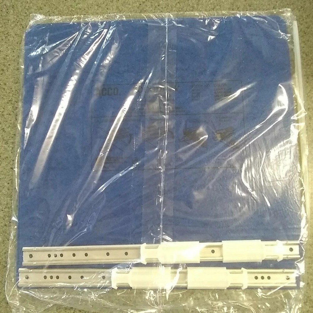 New Acco Brands Acc-54123 Presstex Hanging Data Binder – Letter 8.5″ X 11″