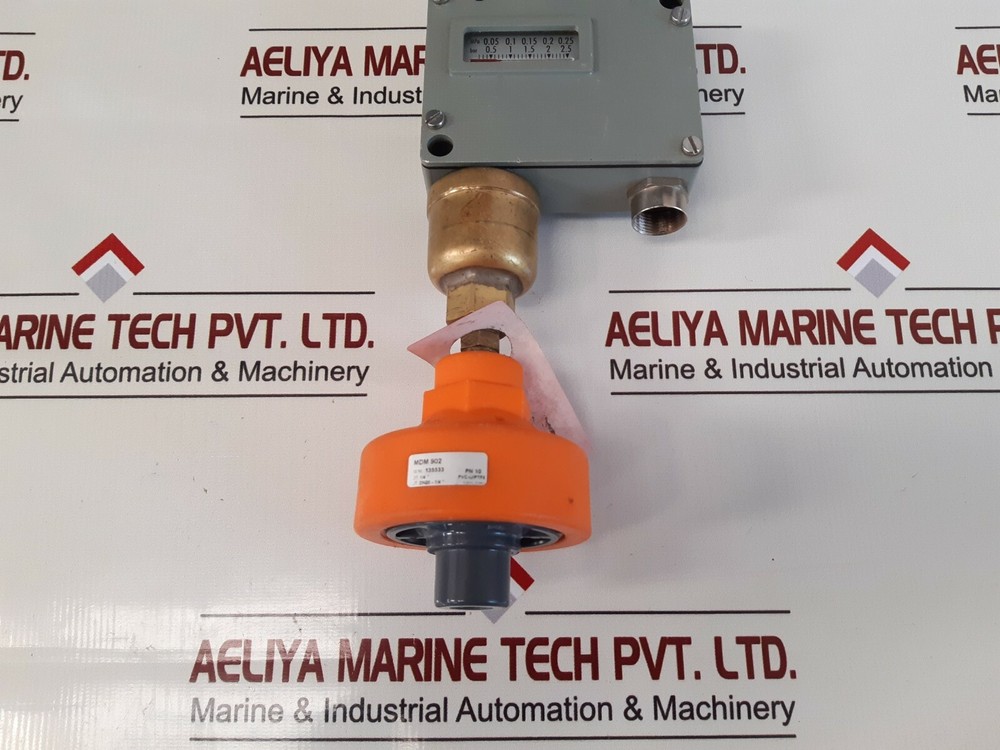 Trafag 900.2675.901 Pressure Switch 0.02…0.25 MPa 250v ac/15(1.25)a