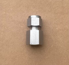 Swagelok 3/8″ X 1/4″ Stainless Steel Tube Fitting SS-600-7-4 New