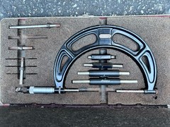 Starret Micrometer Caliper no. 224 Set A Range 2” To 6” The L.S Starrett Co Asis