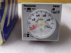 PANASONIC PM4S On Delay Multirange Timer ANALOG PM4S-A2C10M-AC120V 100-120V AC