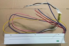 1-PC SIMON QUIC SIL120-I1300 120-277 W D1S 150W LED DRIVER POWER SUPPLY DIM