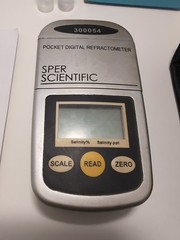 Sper Scientific Digital Refractometer With Box And Accessories Model 300054