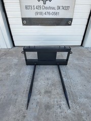 New Skid Steer JCT Hay Bale Spear Attachment Bobcat CAT CASE Deere