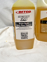 BETCO FastDraw 20 Green Earth Daily Floor Cleaner 53647 4 Pack 2 Liter Each