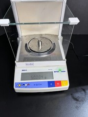 Mettler Toledo B303-S Balance 310 g x 0.001 g Monobloc Technology