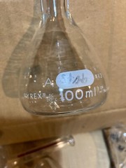 Lot of 15 Pyrex, Kimax & A Volumetric Flasks 5/10/25/50/100/250/500/1000/2000 mL
