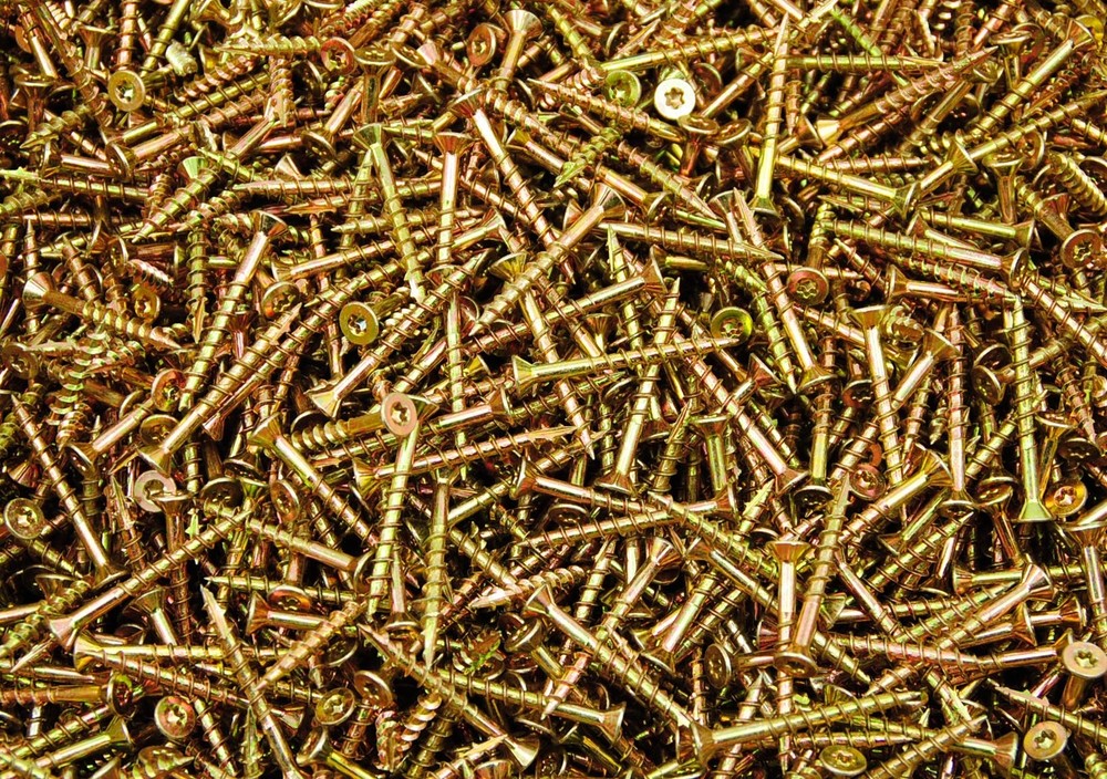 (700) Torx T20 Star Flat Head 8 x 1-5/8 Yellow Zinc Type 17 Outdoor Wood Screw