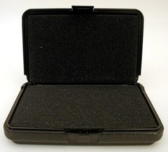 206 – PLATT LUGGAGE – BLOW MOLDED CASE – Exterior Dimensions (L x W x D): 10 1/2