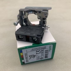 US New Schneider ZB4BZ102 Mounting Base & 1NC Contact Block ZBE-102