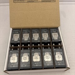 Schneider Electric Zelio Plug-In Relay 940351