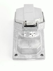 BOX OF 2 CROUSE-HINDS ENR6202 Delayed Action Circuit Breaking Receptacle NEW