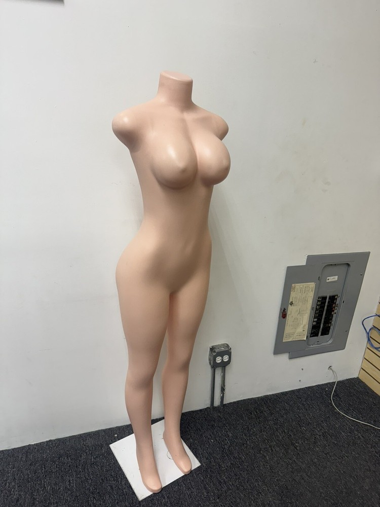 Female Mannequin Brazilian BBL full body Headless mannequin With Metal Base