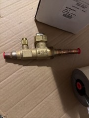 Diamondback BV38BBSI Series Ball Valve Full Port 800 PSIG, 3/8”. FOUR Pack.