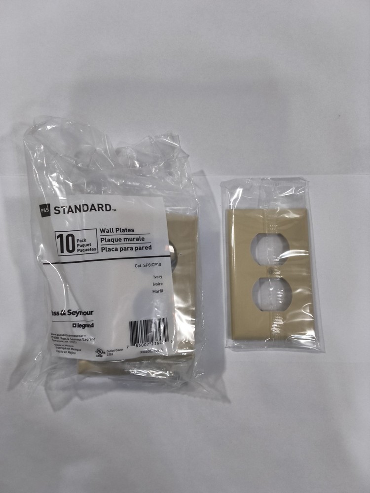 Qty 10 Pass & Seymour Legrand TP8-I Duplex Outlet Plate Unbreakable Ivory