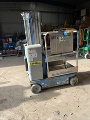 2013 GENIE GR20 20’ ELECTRIC RUNABOUT SCISSOR VERTICAL MAST DRIVABLE MAN LIFT GR