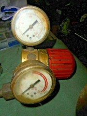 Lot of 8 Pressure Gauge Multiple Brands