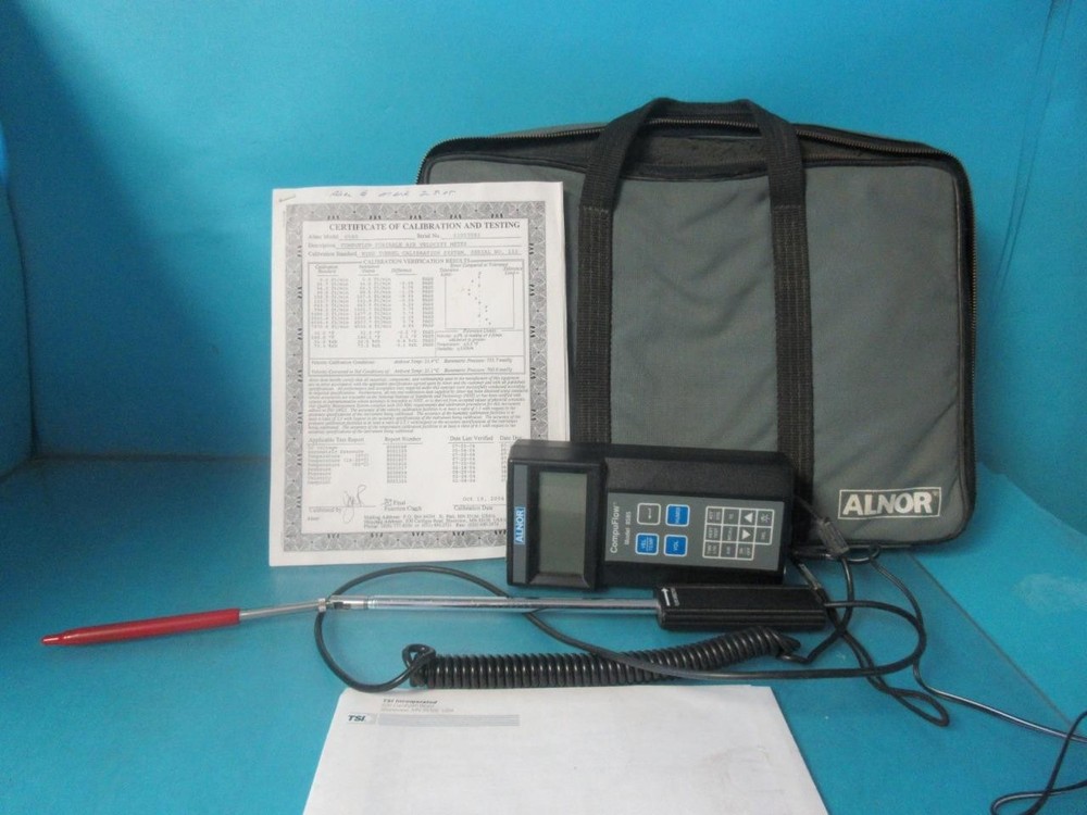 ALNOR COMPUFLOW 8585 ANEMOMETER MEASURE AIR FLOW TEMPERATURE HUMIDITY METER CASE
