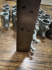 NEER TC-511 EMT Set Screw Couplings 1 Inch Lot of 25 Zinc Die Cast Connectors