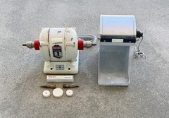Handler Red Wing Lathe 26A with Splash Hood, Lathe Chucks, & Felt Wheels