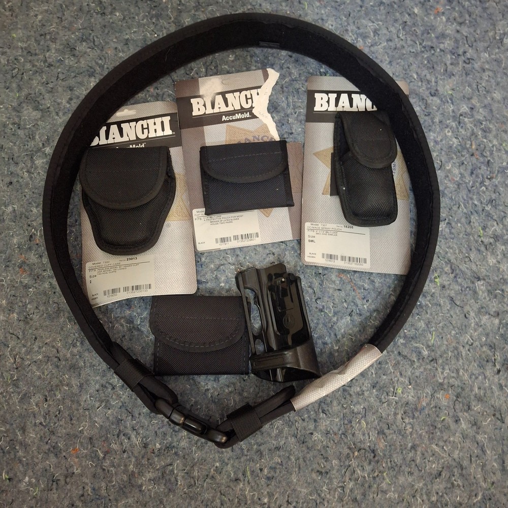 Bianchi Accumold Duty Belt w/ 7300 Cuff Case 7307 Mace Pouch 7328 Glove Pouch