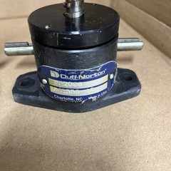 Duff-Norton UM2556-12 Worm gear Actuator (set of 2)