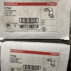 (Box of 100) Wiremold V704 Ivory STL Strap 700