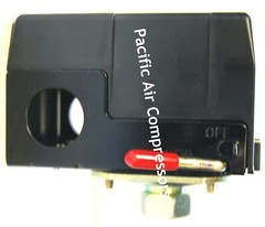 CW207538AV , CW-2075-38 PRESSURE SWITCH UNLOADER & ON/OFF 69MB7LY 95-125 PSI