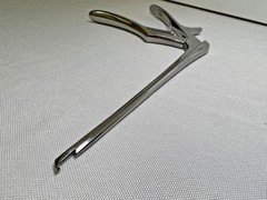Symmetry 57-2224 IVD Spurling Kerrison Rongeur Straight 4×10 mm 7 ” 178 mm Neuro