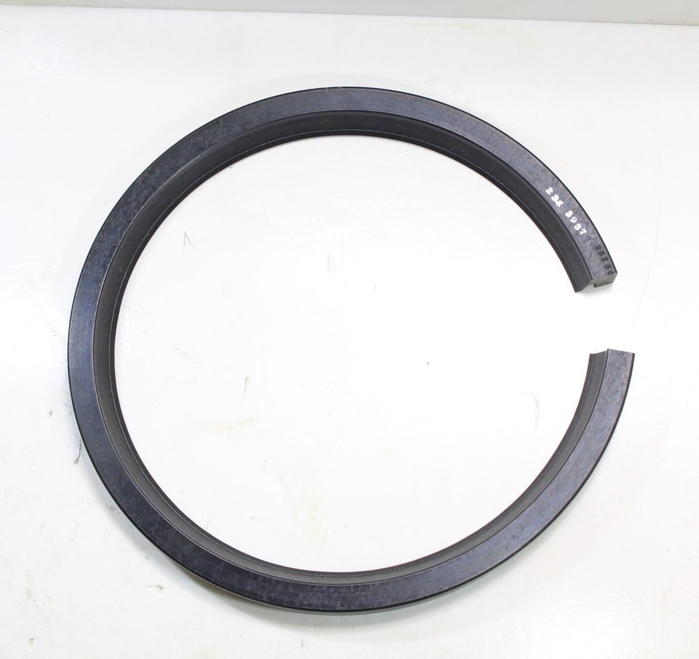 Garlock 25003-3937 Split, 8.500 in Shaft Dia., 10.000 in OD, 0.750″