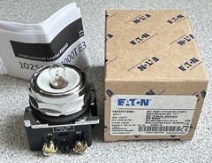 NEW EATON 10250T198N INDICATING PILOT LIGHT 277VAC w/o lens NEMA 3 3R 4 4X 12