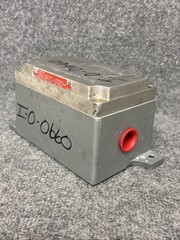 Killark SWBC-15 – Control Station Gray NEMA 7CD/9EFG 6-1/2 in H x 4 in W x 4-1/4