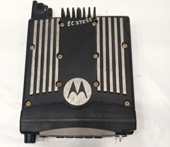 Motorola XTL5000 M20URS9PW1AN Dash Mount Radio Silver Head Same As Picture