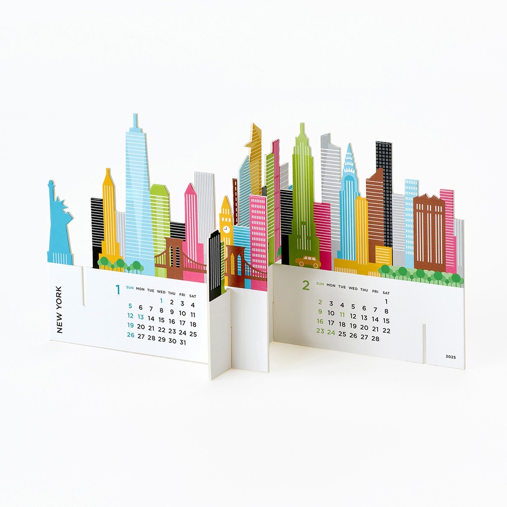 good morning Calendar Year 2025 Paper CITY/Zoo/Travel/Dogs/Tree/Green JAPAN NEW