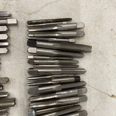 Lot of 100 plus Assorted Machinist Taps Made In The USA, READ Description M0939
