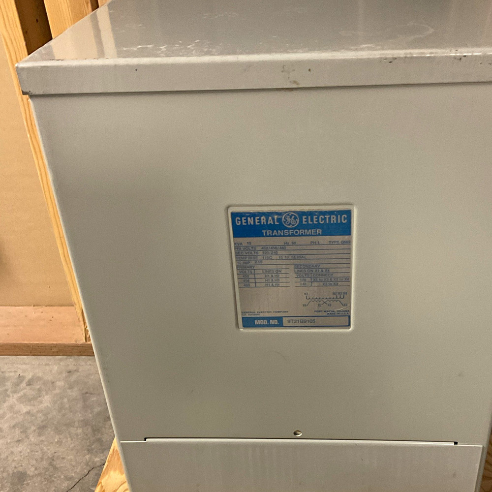 GE 15 kVA Step-Down Transformer 1PH 240/480V to 120/240V Wall Mount