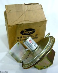 Dwyer Instruments Differential Pressure Null Switch 1640-5