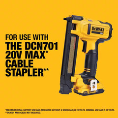 DEWALT Insulated 1 in. Electrical Staples (540 pieces)