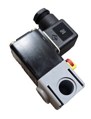 New Gemu 88003986 Input Valve Solenoid 324 2M 125 41 24 3/2 Ways 24V 6.5W 8VA
