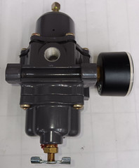 NEW FISHER 67CFR-239 PRESSURE REGULATOR 250 PSIG MAX 0-125 PSI SPRING RANGE
