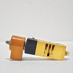 PARKER LUCIFER E341L01-42704810003D SOLENOID VALVE 5-WAY FREE SHIP