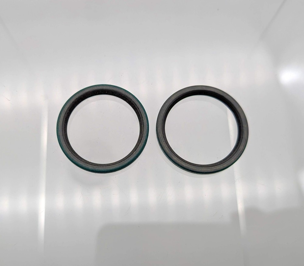 SKF 12330 Oil Seals 1.250″ Shaft 1.5″ OD 0.125″ W Nitrile Rubber Lip Pack of 2