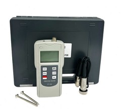 Vibration Meters for On-site Measurement with Acceleration 0.1~400.0 m/s²