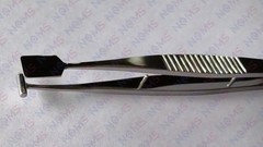 SS Battle Eye Meibomian Gland Expresser Forceps Deep Meibum For Dry Eyelids Tool
