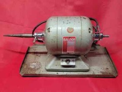 Baldor Model 221 Dental Polishing Lathe 1/6hp 2-Speed – Works Well
