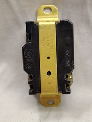 Hubbell HBL2720 30A Locking Receptacle Black Industrial